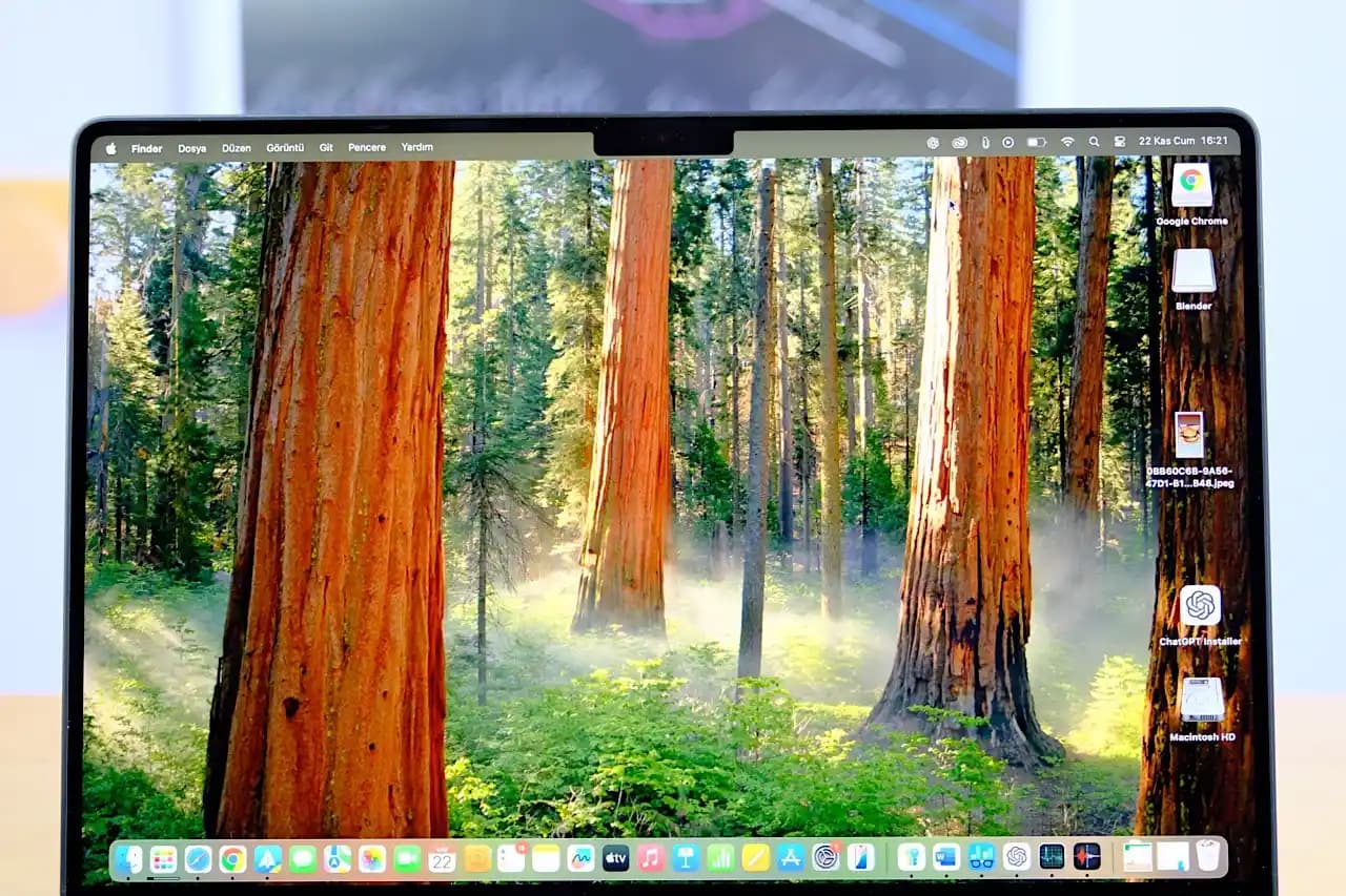 Apple'ın Dokunmatik Ekranlı MacBook Pro Modeli: Ergonomi ve İşlevsellik Tartışmaları