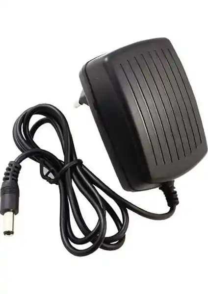 Powermaster 12V-2A Priz Tipi Adaptör: Evrensel Uyum ve CE Onaylı Güç Kaynağı