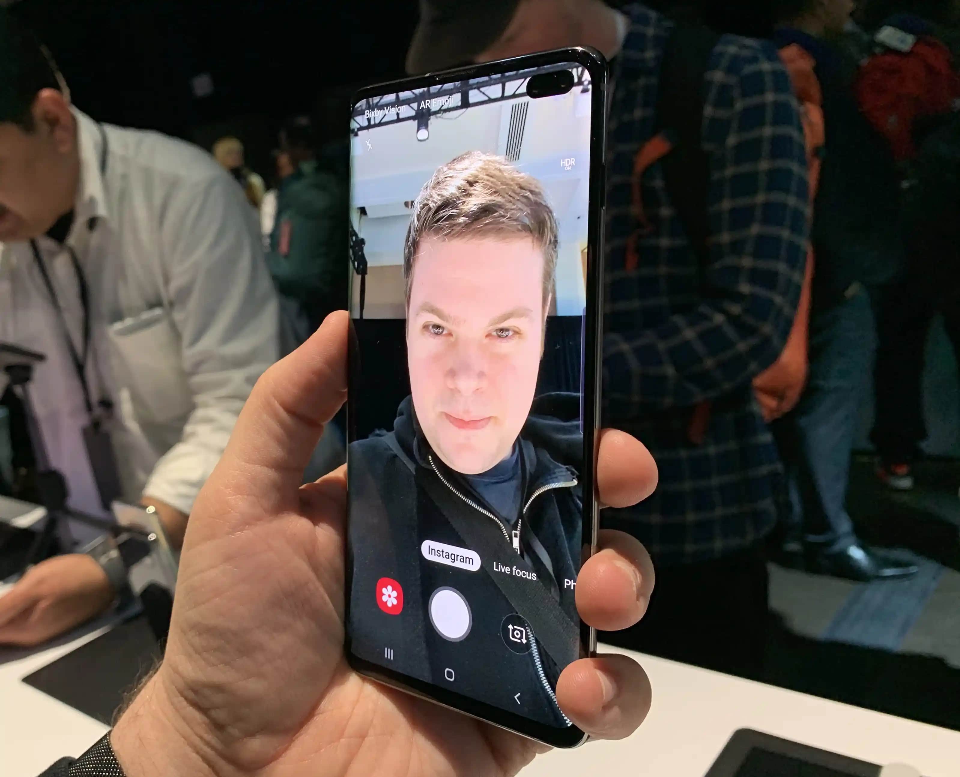 2025 Yılının En İyi Selfie Çeken Telefonları ve Özellikleri Rehberi