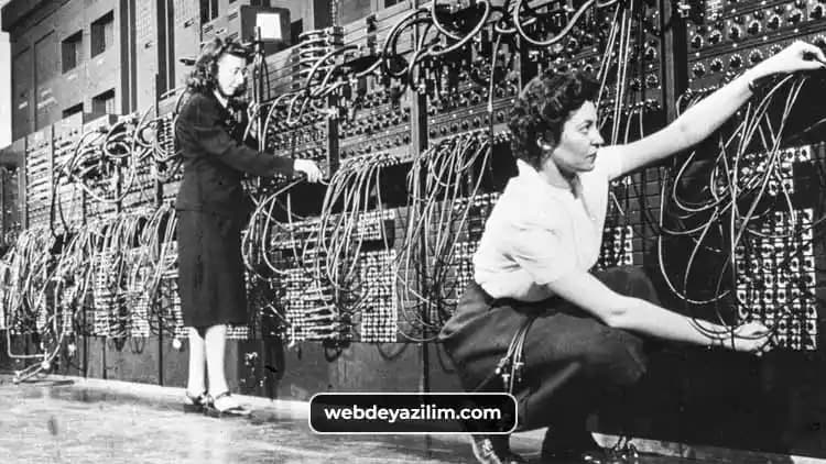 2025'te Bilgisayarın Doğuşu: Elektroniğin Büyüleyici Evrimi ve Mucidi Kim?