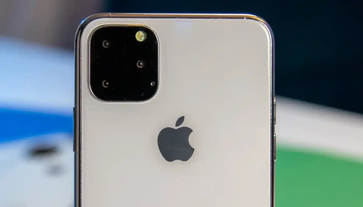 2025'te iPhone 11 Pro: Akıllı Telefon Devriminin Bilinmeyen 5 Sırrı