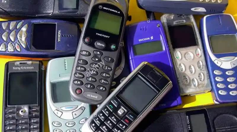 Türkiye’de Cep Telefonu Teknolojisinin Gelişimi ve Mobil İletişim Tarihi