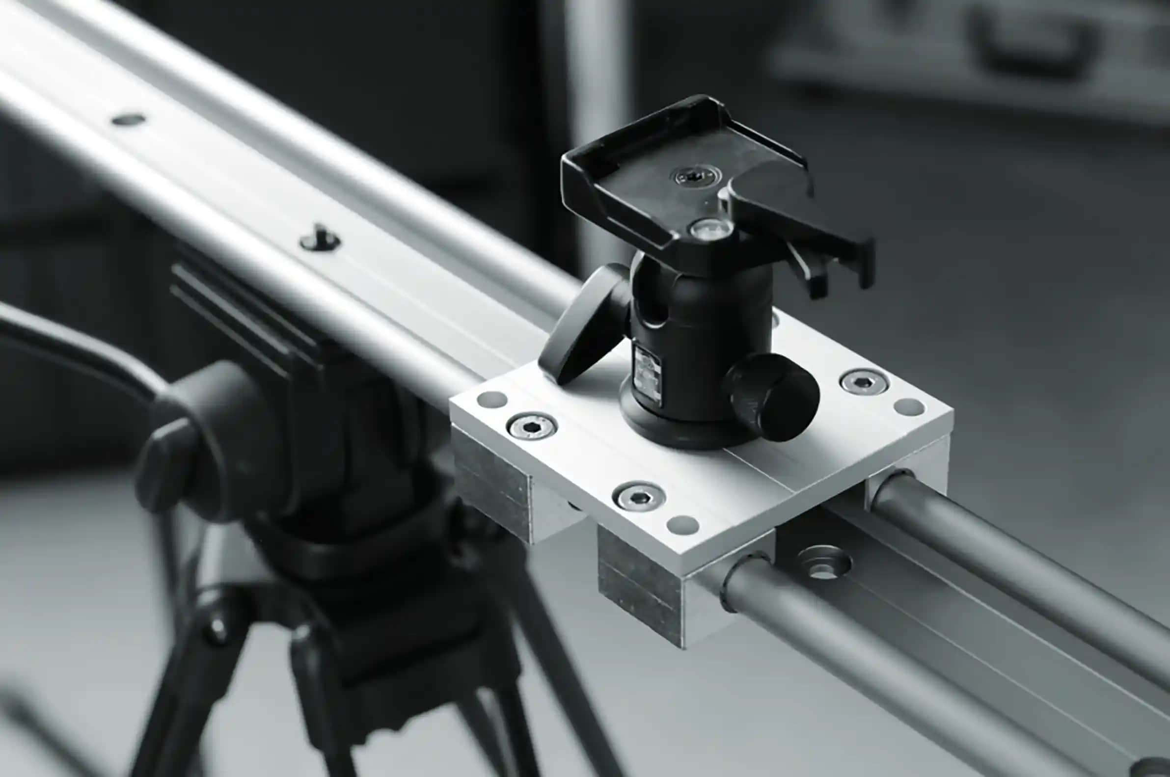 Kamera Slider Nedir, Çeşitleri ve Profesyonel Video Çekimlerinde Kullanımı