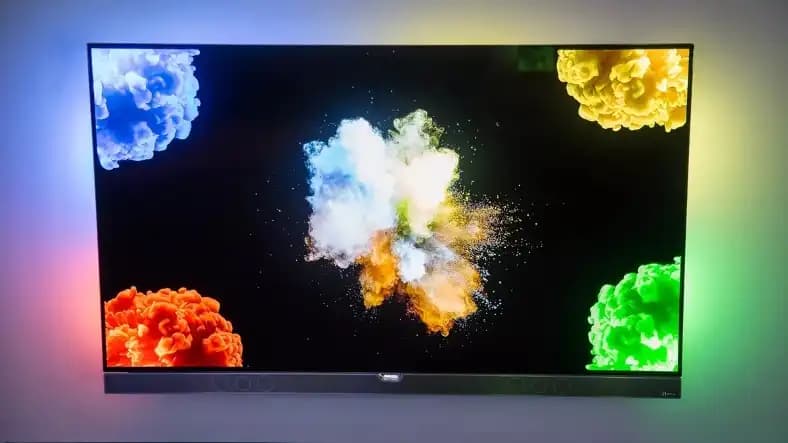 OLED ve AMOLED Ekran Teknolojileri Arasındaki Farklar ve Kullanım Alanları