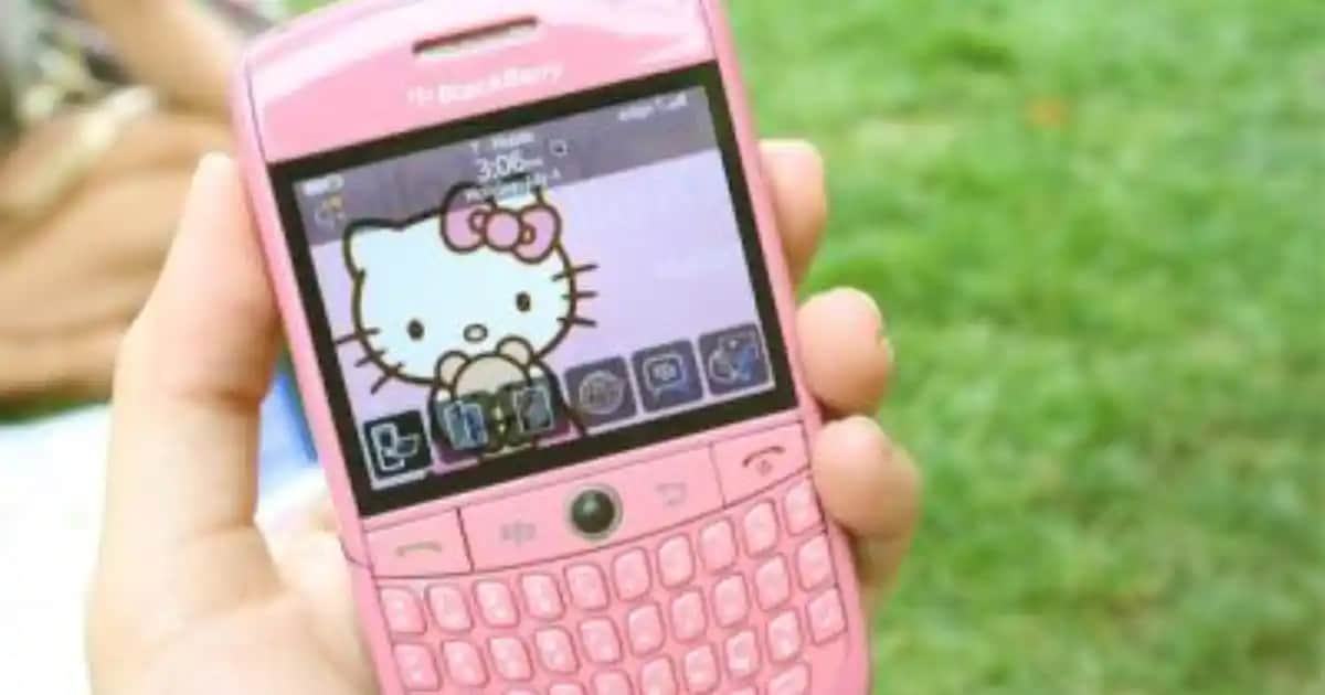 Pembe Tuşlu Telefonlar: Estetik ve Fonksiyonellik Bir Arada Modern Tasarımlar