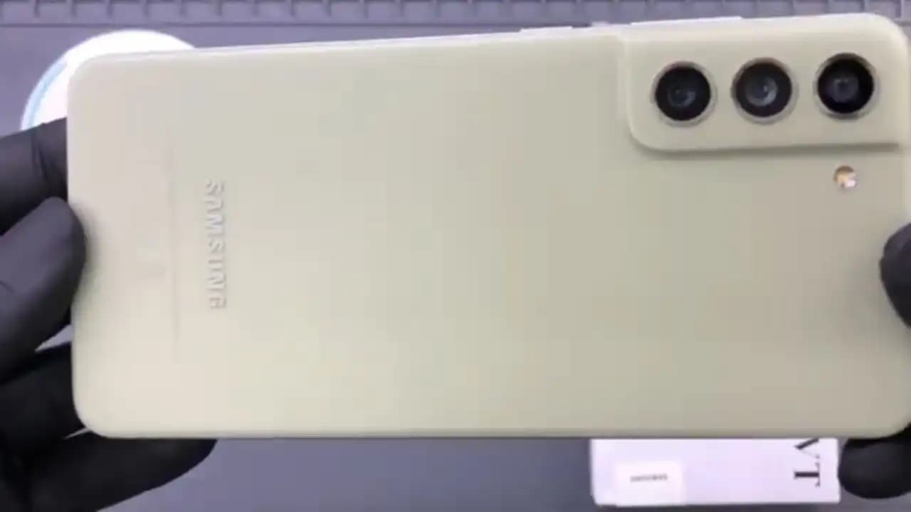 Samsung Galaxy S21 FE'nin 6.4 İnçlik Ekran Özellikleri ve Kullanıcı Avantajları