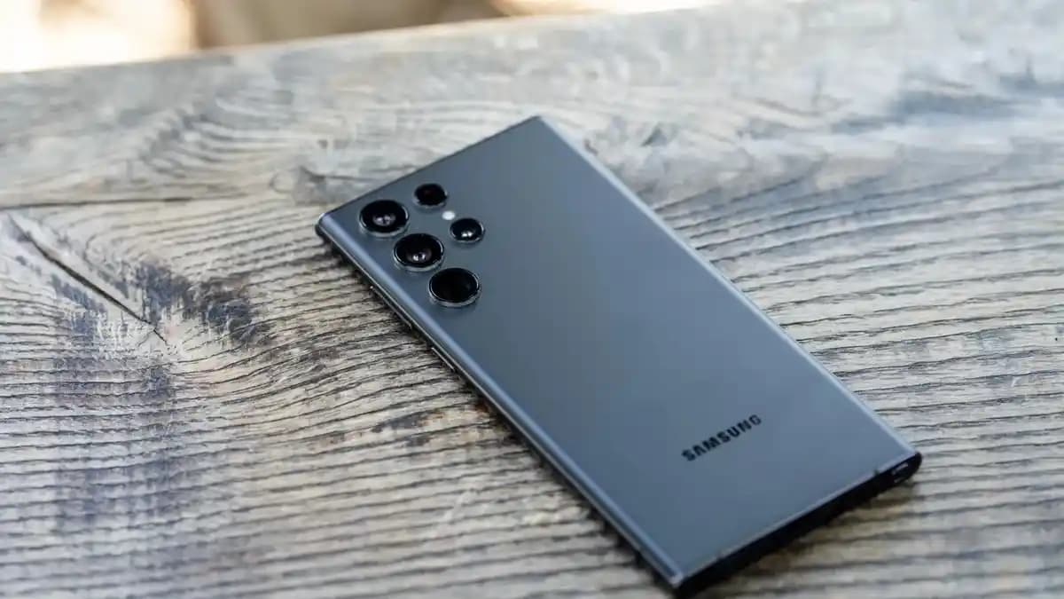 2025'te Samsung Galaxy S23 Plus Ekranı ile Hayatınız Değişecek