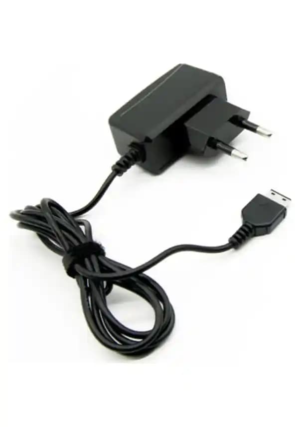 2025'te Samsung Geniş Uçlu Şarj Aleti ile Cihazlarınızda Gücü Keşfedin