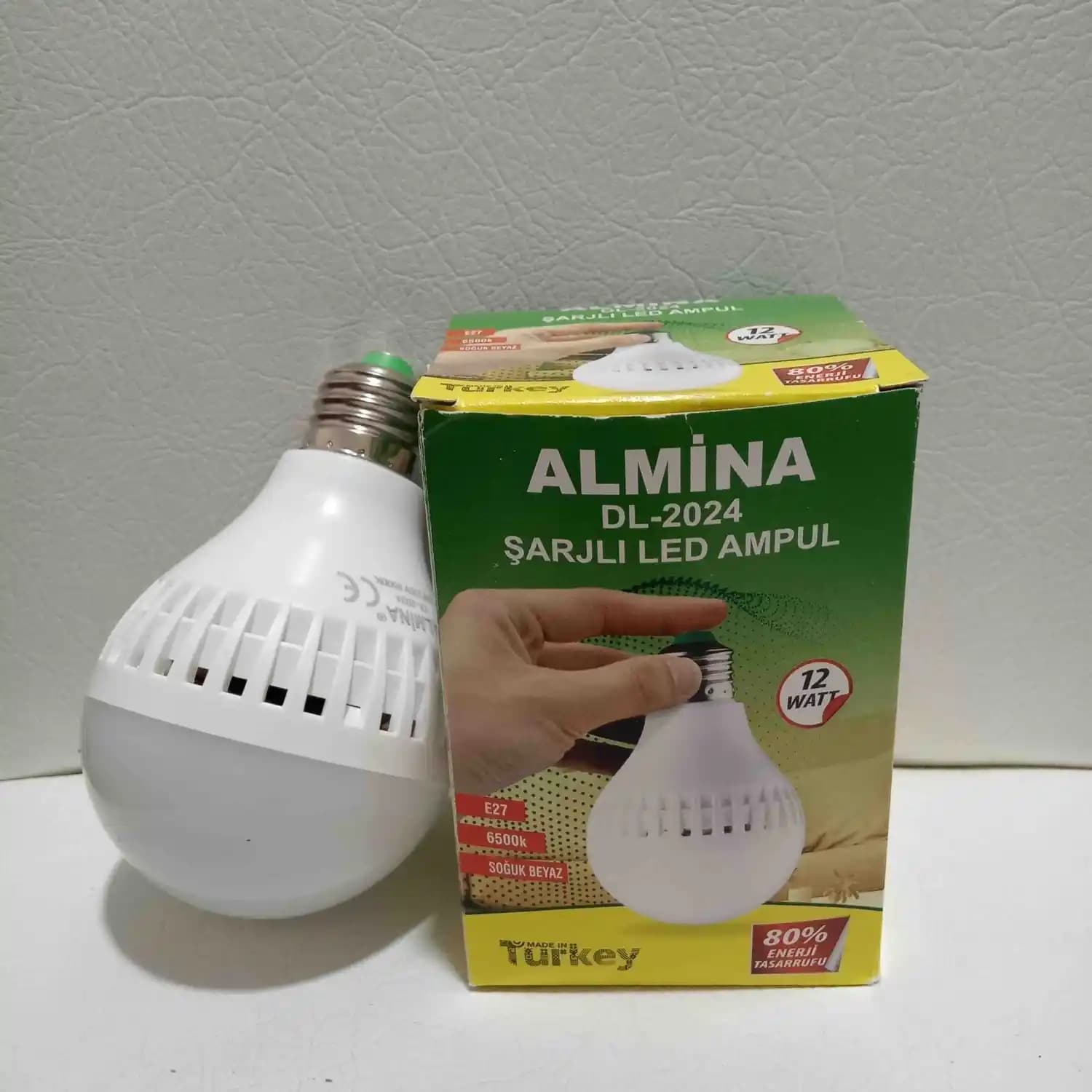 Şarjlı Ampuller: Modern ve Enerji Verimli Taşınabilir Aydınlatma Çözümleri