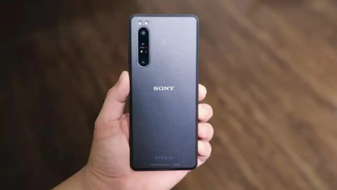 Sony Akıllı Telefonlar: Yenilikçi Özellikler ve Gelişmiş Teknolojilerle Donatılmış Üst Düzey Cihazlar