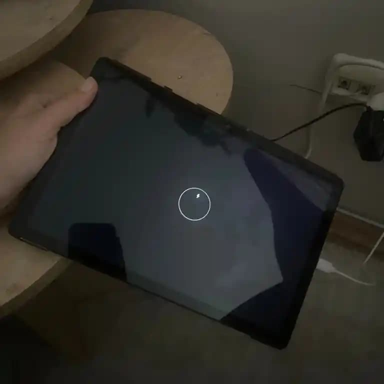 2025'te Tablet Şarj Sorunlarına Son: Kesin Çözüm Yolları