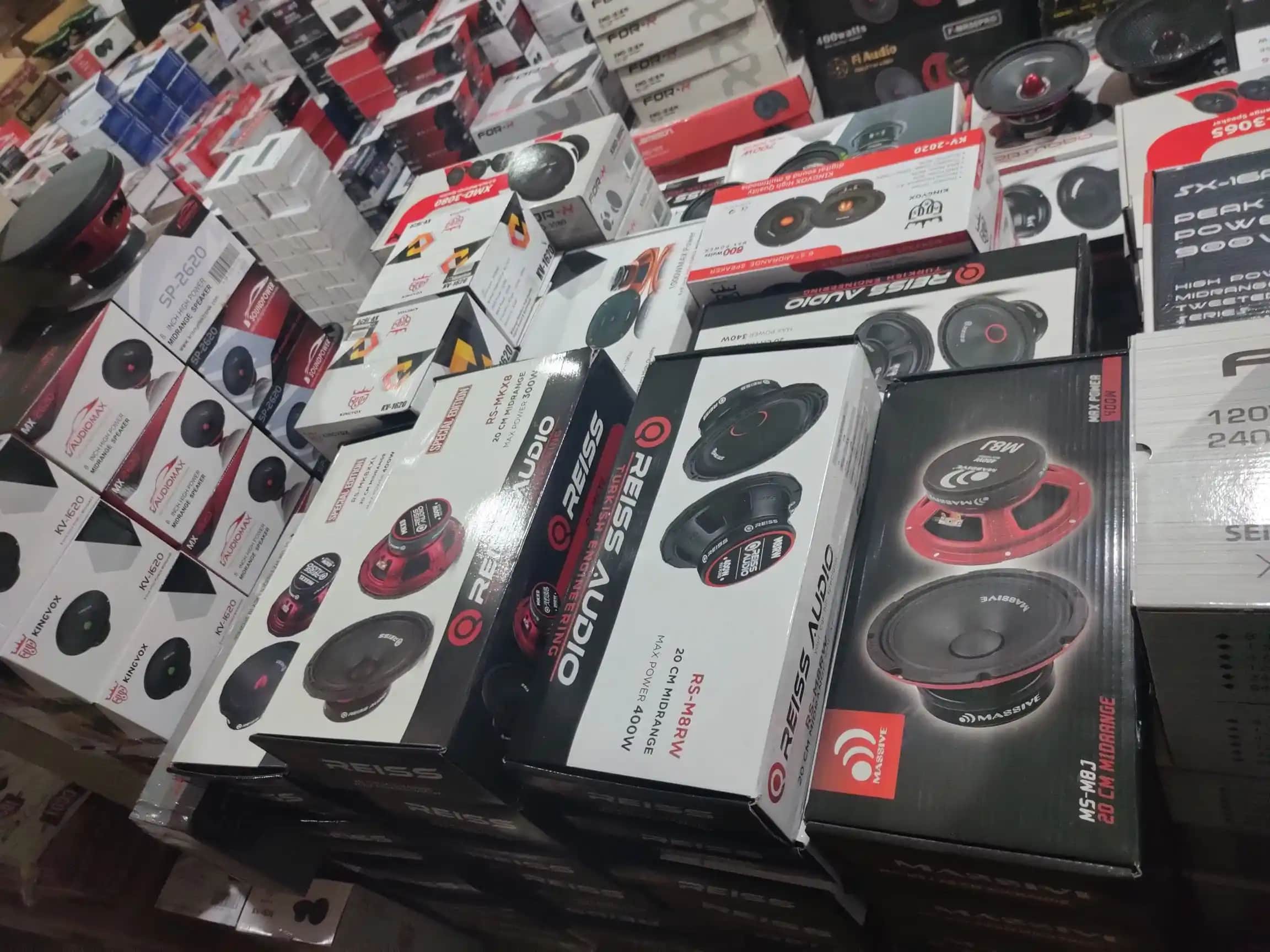 Trabzon ve Türkiye’de Güvenilir Elektronik ve Ses Sistemleri Satışı - Pekin Elektronik