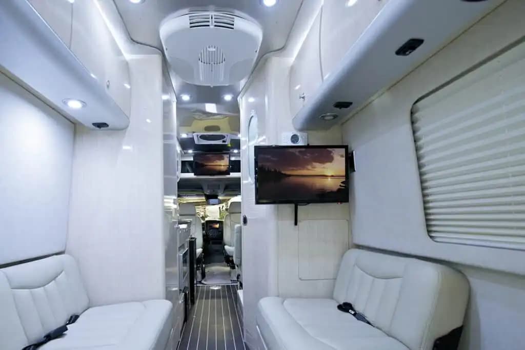 Van TV ve Dijital Dönüşüm: Bölgesel Yayıncılıkta Güncel Trendler ve İnovasyonlar