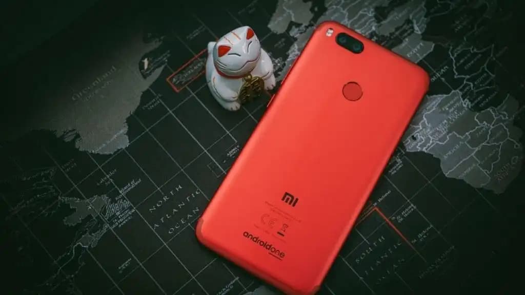 Xiaomi'nin Kablosuz Şarj Özelliğine Sahip Akıllı Telefon Modelleri ve Teknolojisi