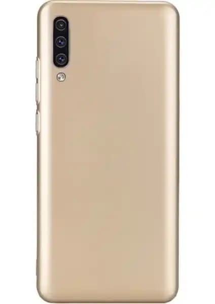 Samsung Galaxy A70 için Estetik ve Güvenli Silikon Kılıf Gold Renk Seçeneğiyle