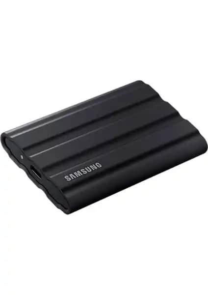 Samsung T7 Shield ve Sandisk Extreme Taşınabilir SSD Karşılaştırması 4TB Kapasiteli Modellerin Özellikleri ve Performans Analizi