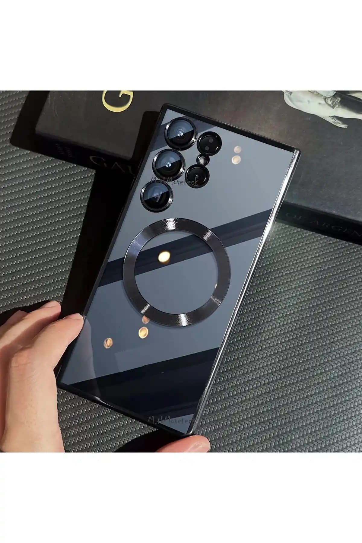 Samsung Galaxy S24 Ultra ve Kılıf Karşılaştırması: Özellikler ve Kullanıcı Yorumları