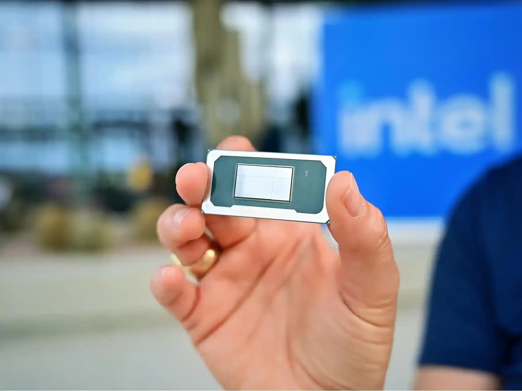 Intel Nova Lake 52 Çekirdekli İşlemcisinin Güç Tüketimi ve Performans Değerlendirmesi