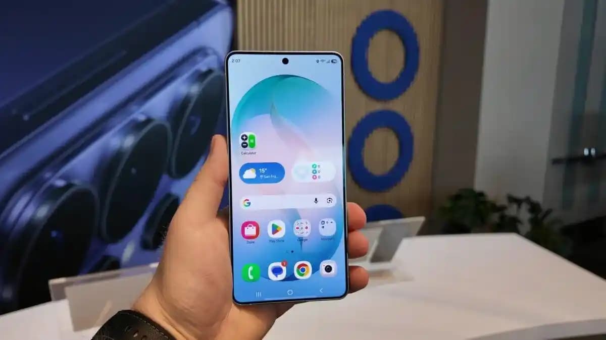 Samsung Galaxy S26 Serisi Ekranlarında 8-Bit + FRC Teknolojisi ve 10-Bit Panel Tartışması