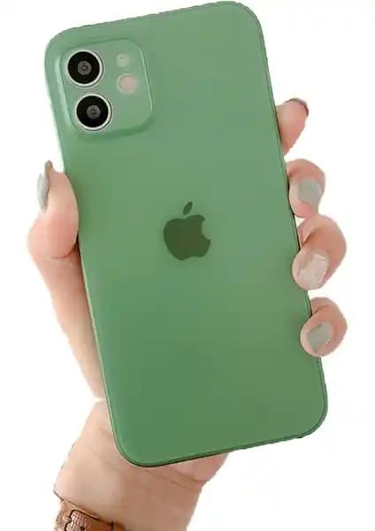 MobaxAksesuar Apple iPhone 12 Kılıfı: Şıklık ve Koruma Sunan Hafif ve Dayanıklı Tasarım