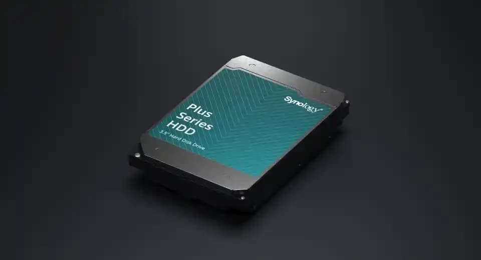 Synology'nin Yüksek Segment NAS Ürünlerinde Kendi Markalı Disk Zorunluluğu ve Piyasa Etkileri