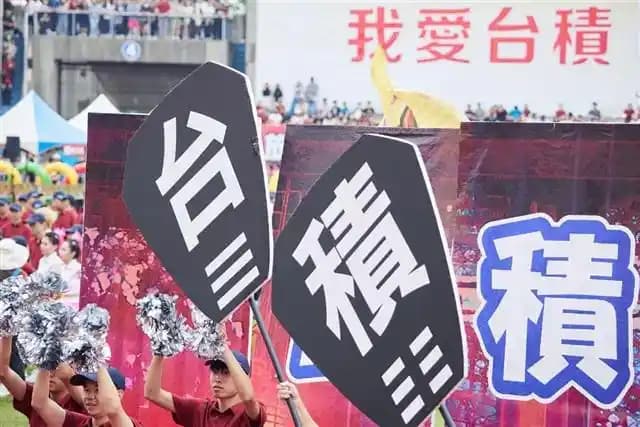 Apple ve Qualcomm, TSMC'ye Bağımlılığı Azaltmak İçin Üretim Stratejilerini Yeniden Değerlendiriyor