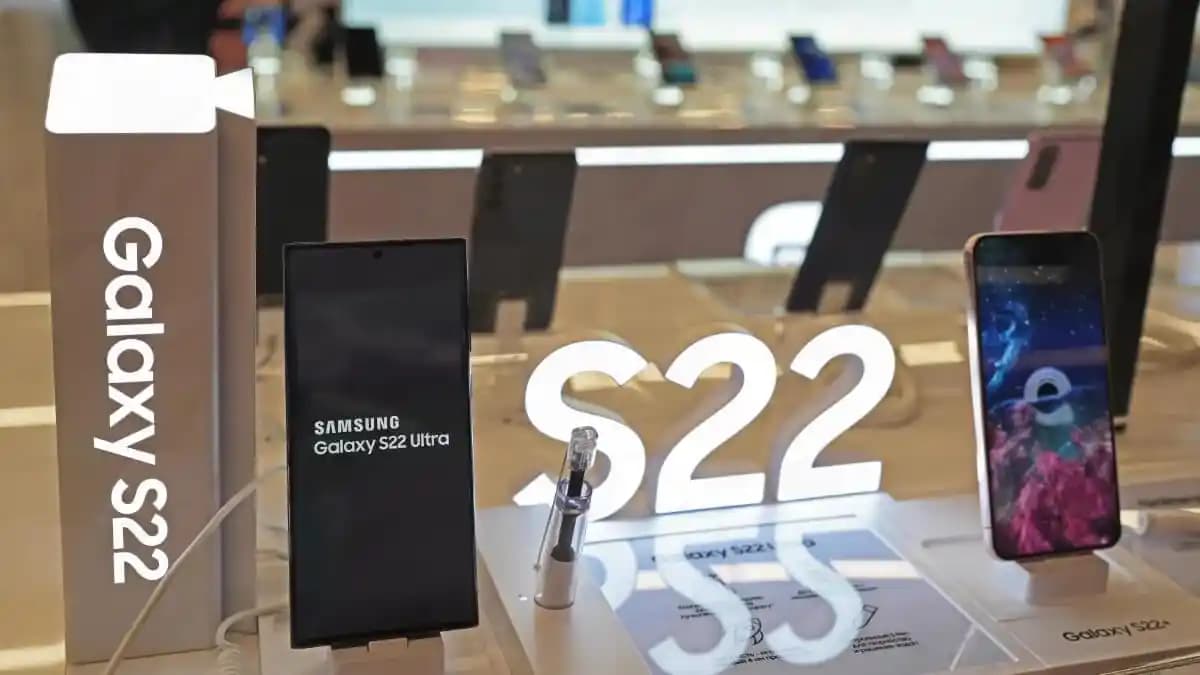 Samsung Galaxy S22 Yazılım Güncellemesi Sonrası Ortaya Çıkan Sorunlar ve Toplu Dava Süreci