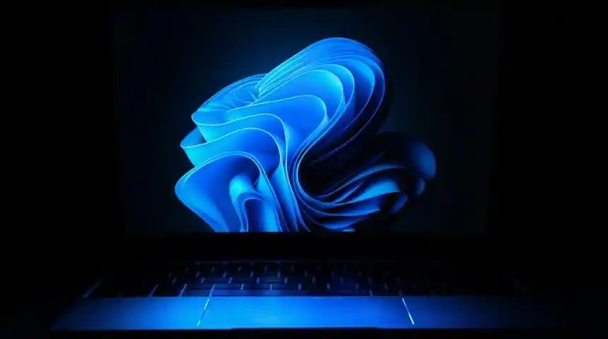 Windows 11 Yükleme İşlemi Sırasında PC Donmaları ve Performans Düşüşü Nedenleri ve Çözümleri