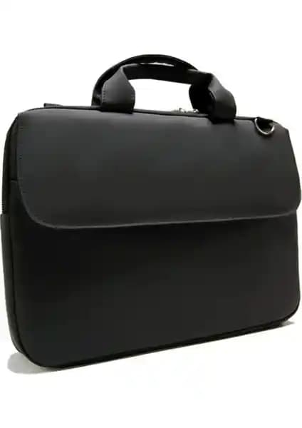 D'Vers Siyah Macbook Air Pro 15.6 İnç Çantası ve Lenovo Case 15.6" Toploader B210 Karşılaştırması