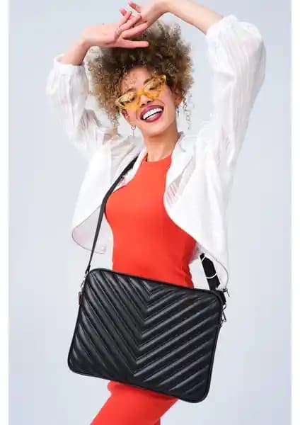 Morca ve Moserini 13-14 inç Macbook Koruma Çözümleri Karşılaştırması