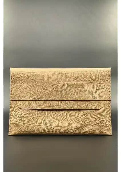 MAT DERİ MacBook 13 İnç Uyumlu Hakiki Deri Kılıfıyla Stil ve Koruma Sağlayın