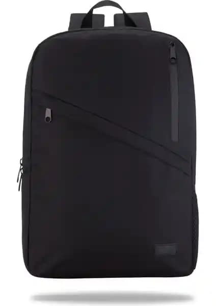 Mila Mıla W300 ve Classone Casetto WTXpro Karşılaştırması: Hangi Laptop Çantası Sizin İçin Uygun