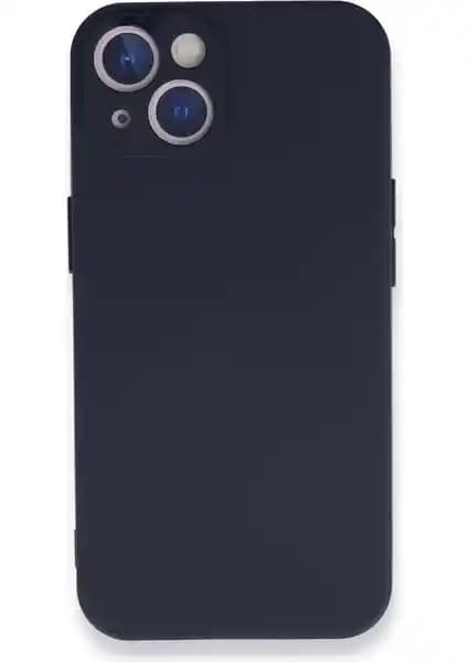 iPhone 13 için şık ve dayanıklı silikon kılıf, estetik ve koruma sağlayan modern tasarım