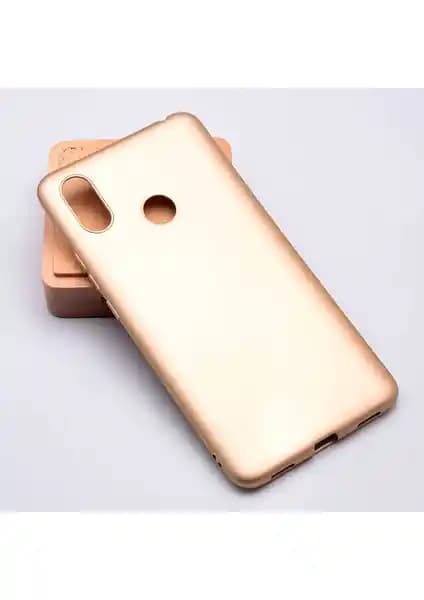 Voyo Xiaomi Mi 8 SE Kılıfı: Estetik ve Dayanıklı Koruma Çözümü