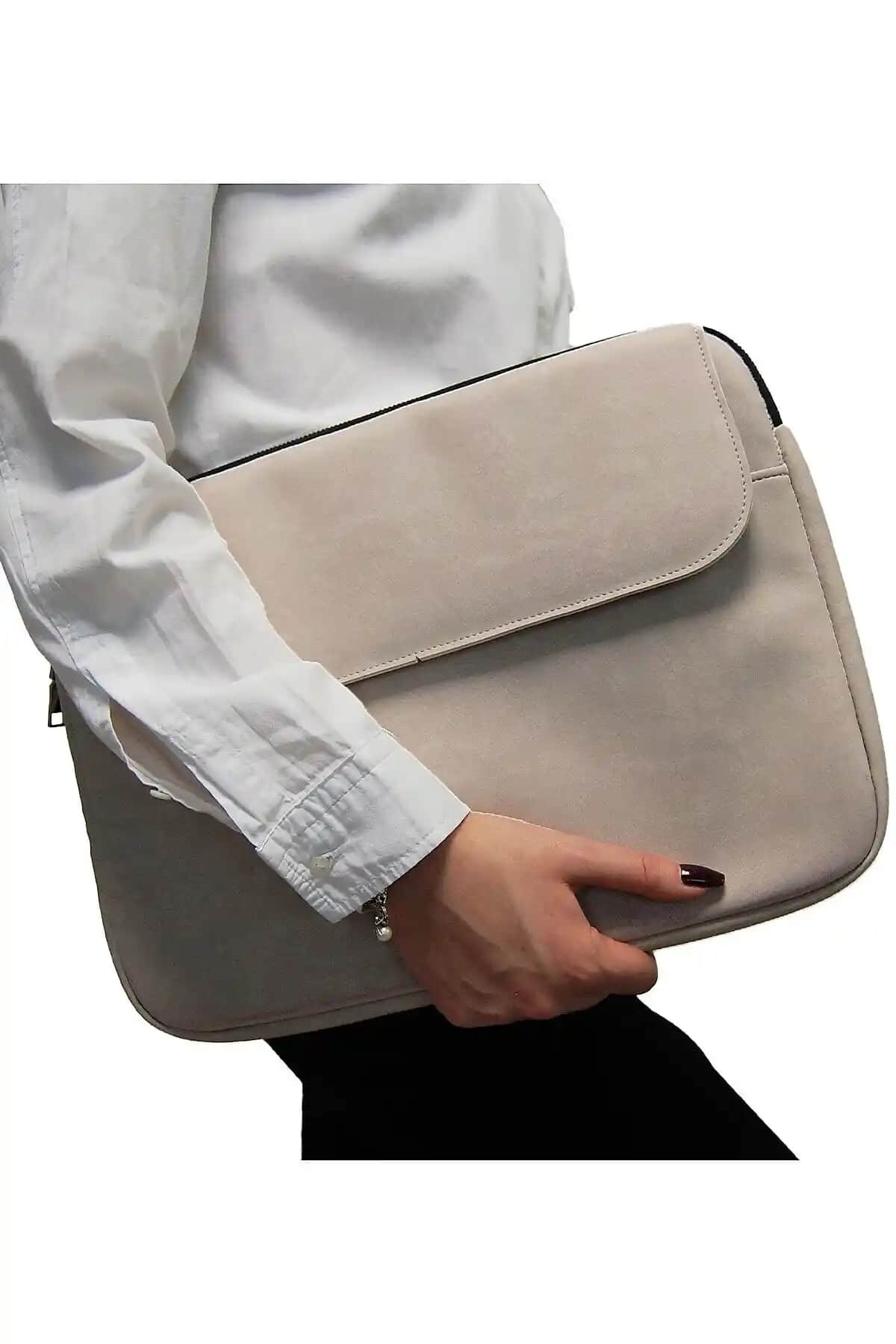 D'VERS Krem Unisex 13-14 İnç MacBook Kılıfı Koruma ve Şıklık Sunar