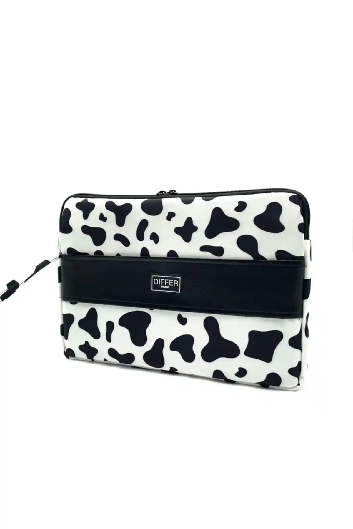 Differ Studio 15.6 İnç İnek Desenli Suya Dayanıklı Laptop ve Evrak Kılıfı