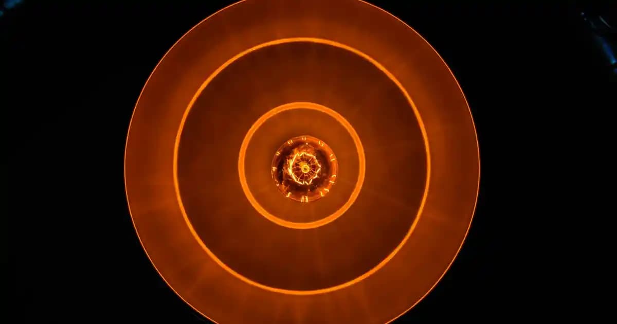 5D Kırılmaz Cam: Akıllı Cihazlar İçin Gelişmiş Çok Katmanlı Ekran Koruma Teknolojisi