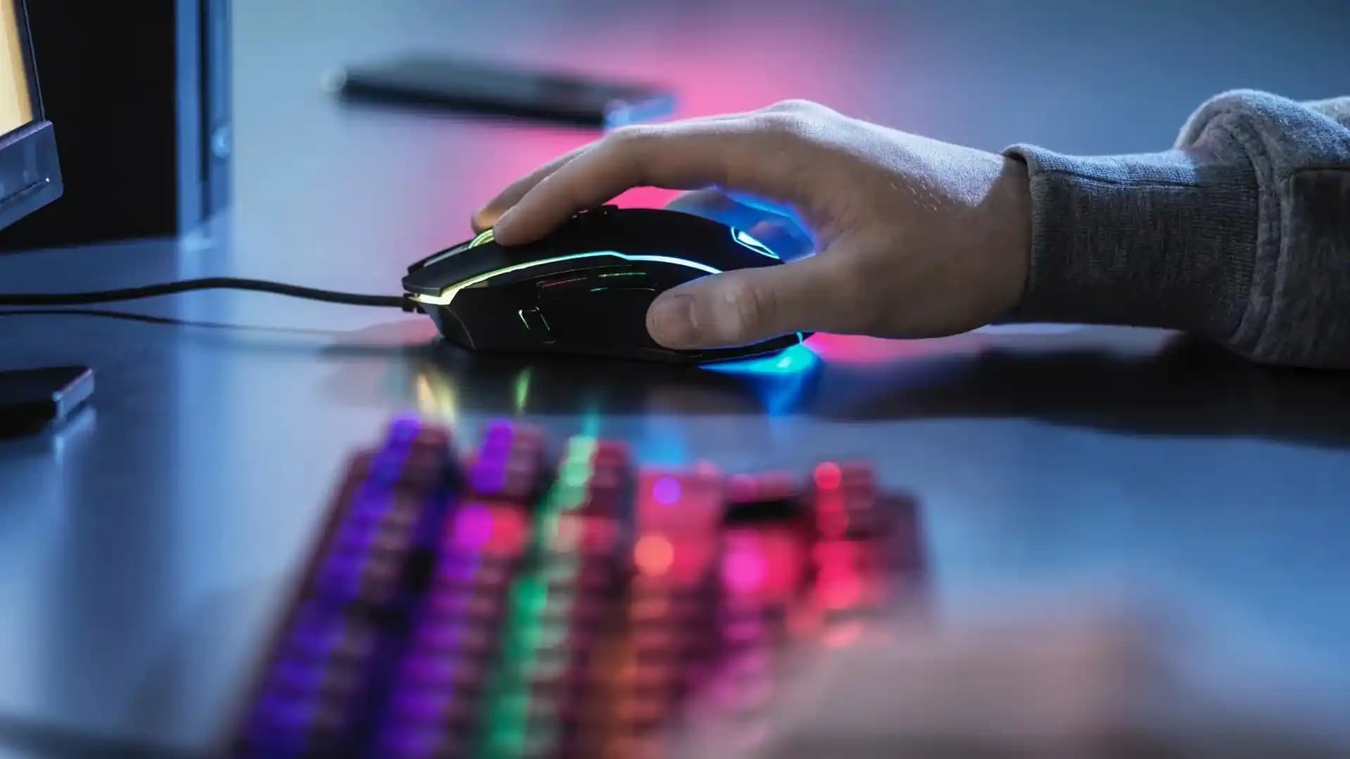 Bilgisayar Faresi Neden Çalışmaz? Donanım, Yazılım ve Bağlantı Sorunlarıyla Çözümler