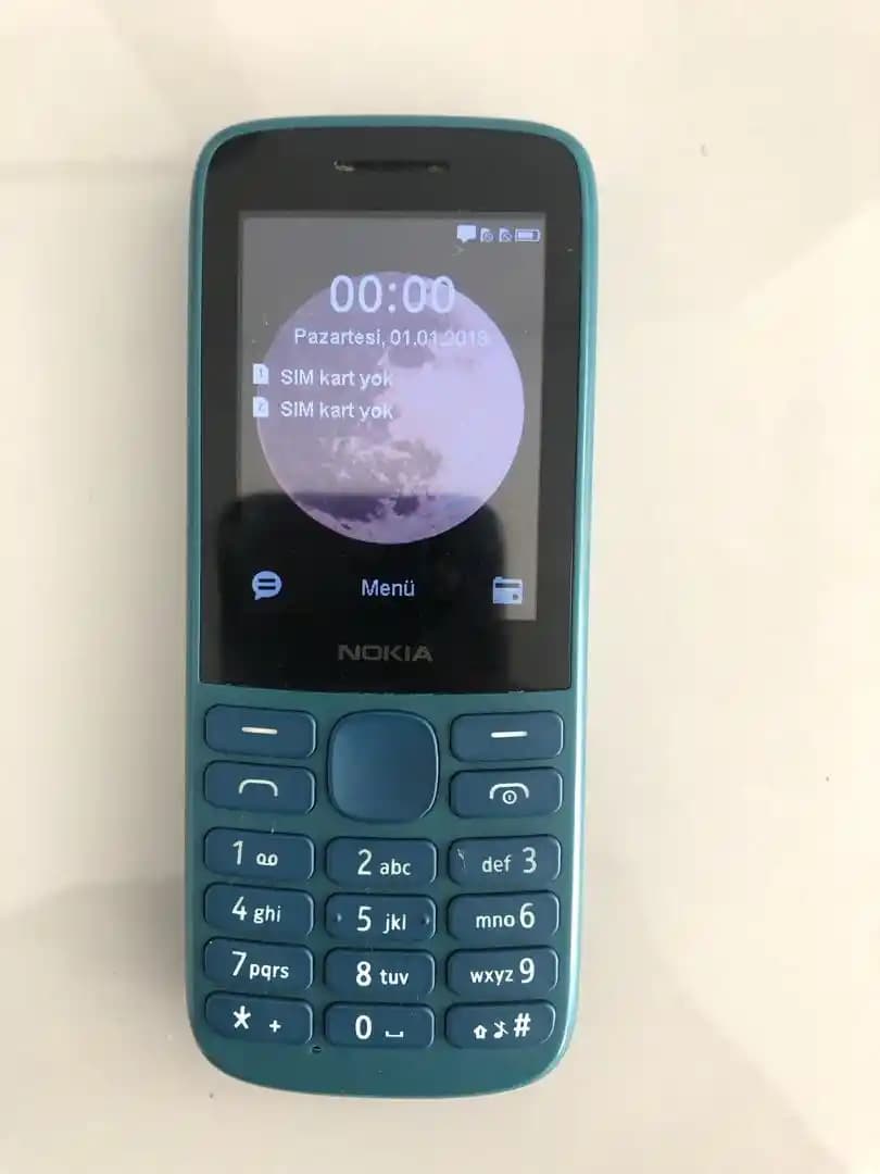 İnternetli Tuşlu Telefonlar: Uzun Pil Ömrü ve Dayanıklılıkla Modern İnternet Erişimi