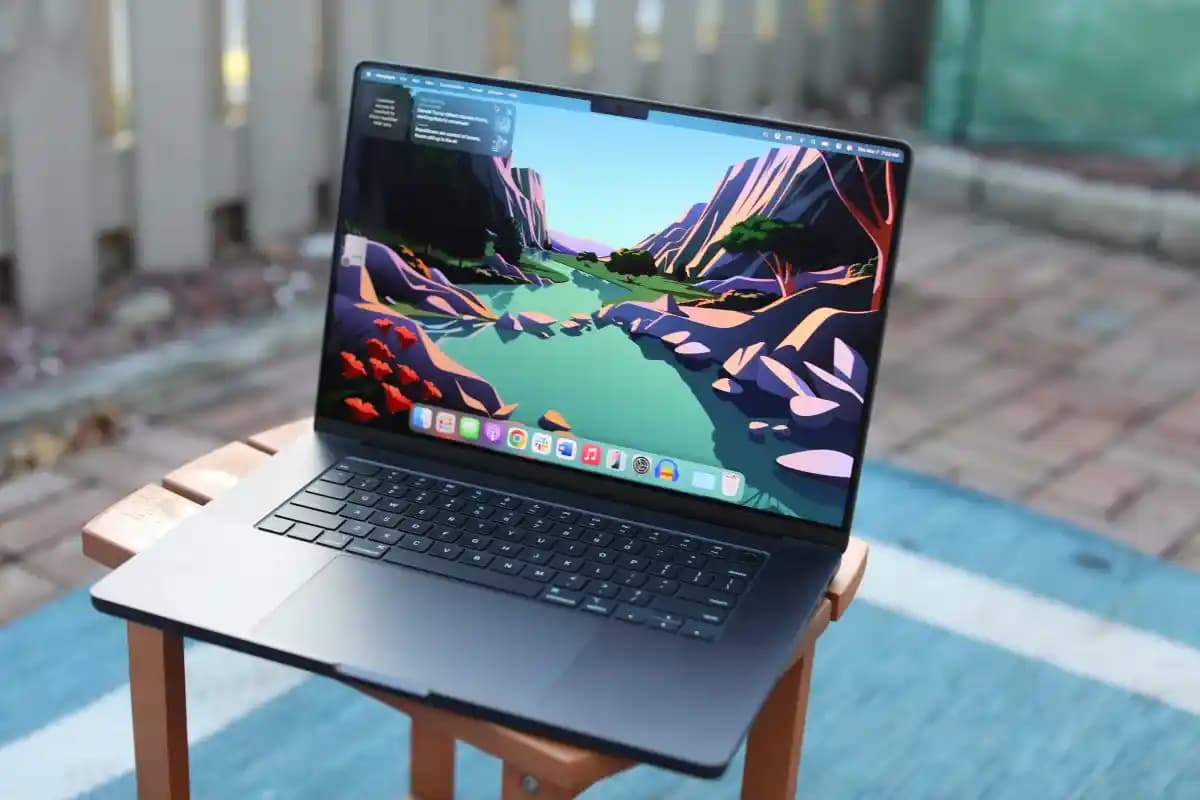 Apple M4 Pro MacBook Pro 14" İnce Tasarım ve Yüksek Performans Özellikleri