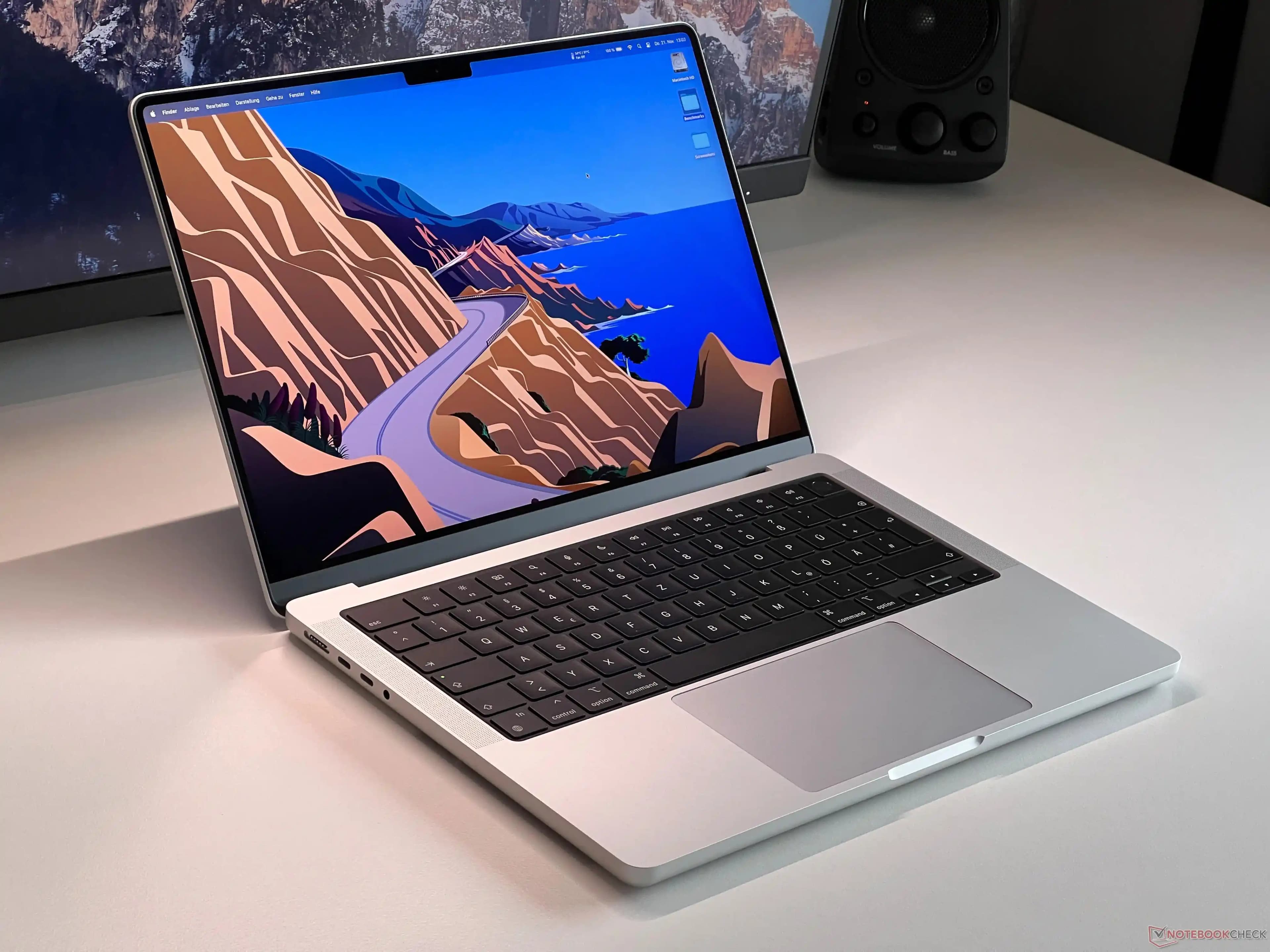 Apple M4 Pro MacBook Pro: Yüksek Performans ve Verimliliğin Yeni Standartları