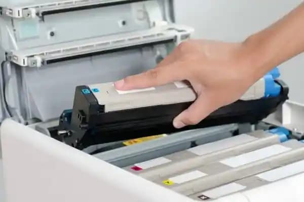 Lazer Yazıcı Avantajları: Hız, Kalite ve Ekonomik Baskıda Üstün Teknoloji