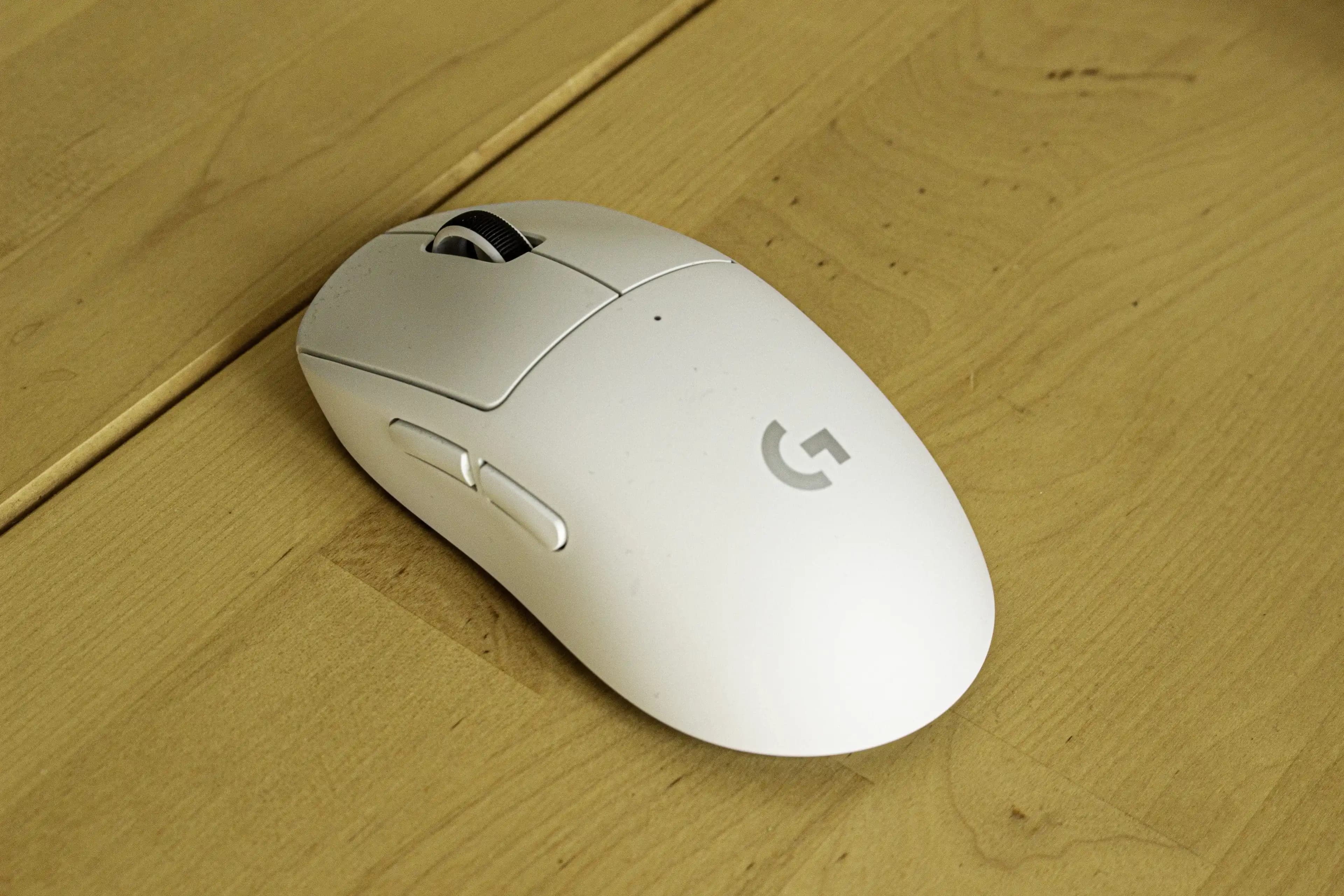 Logitech G Pro Superlight 2: Hafif ve Yüksek Performanslı Kablosuz Profesyonel Mouse