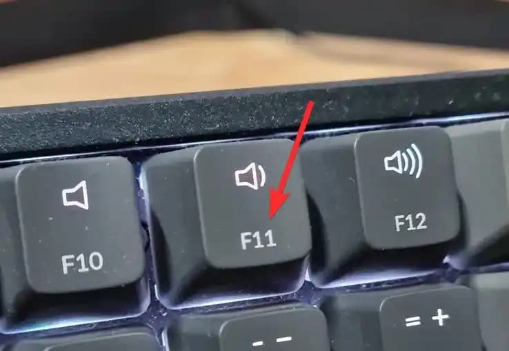 PC'de Oyunu Tam Ekran Yapma: Ayarlar, Sorunlar ve Performans Rehberi