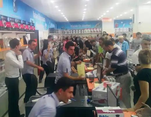 Rize Vatan Bilgisayar: Geniş Ürün Yelpazesi ve Güvenilir Teknoloji Hizmetleri