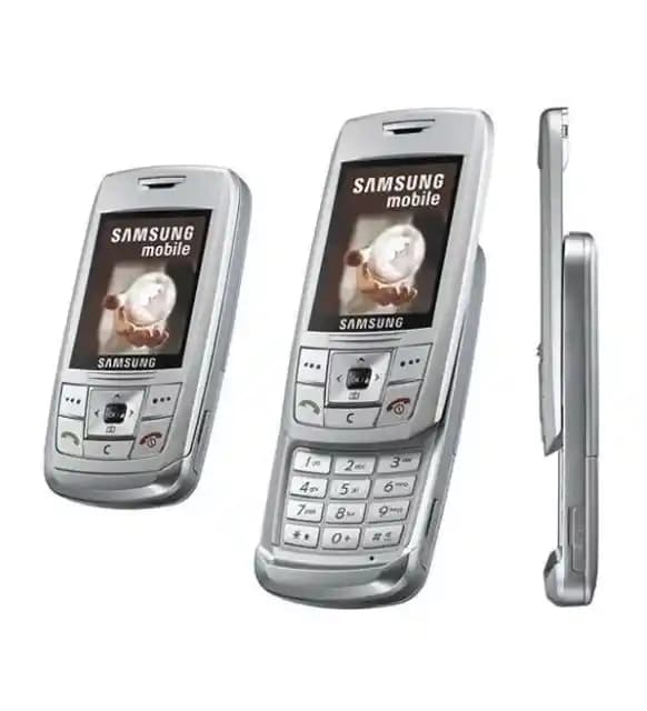 Samsung Kızaklı Telefon Modelleri: Tasarım, Özellikler ve Teknoloji Tarihindeki Yeri