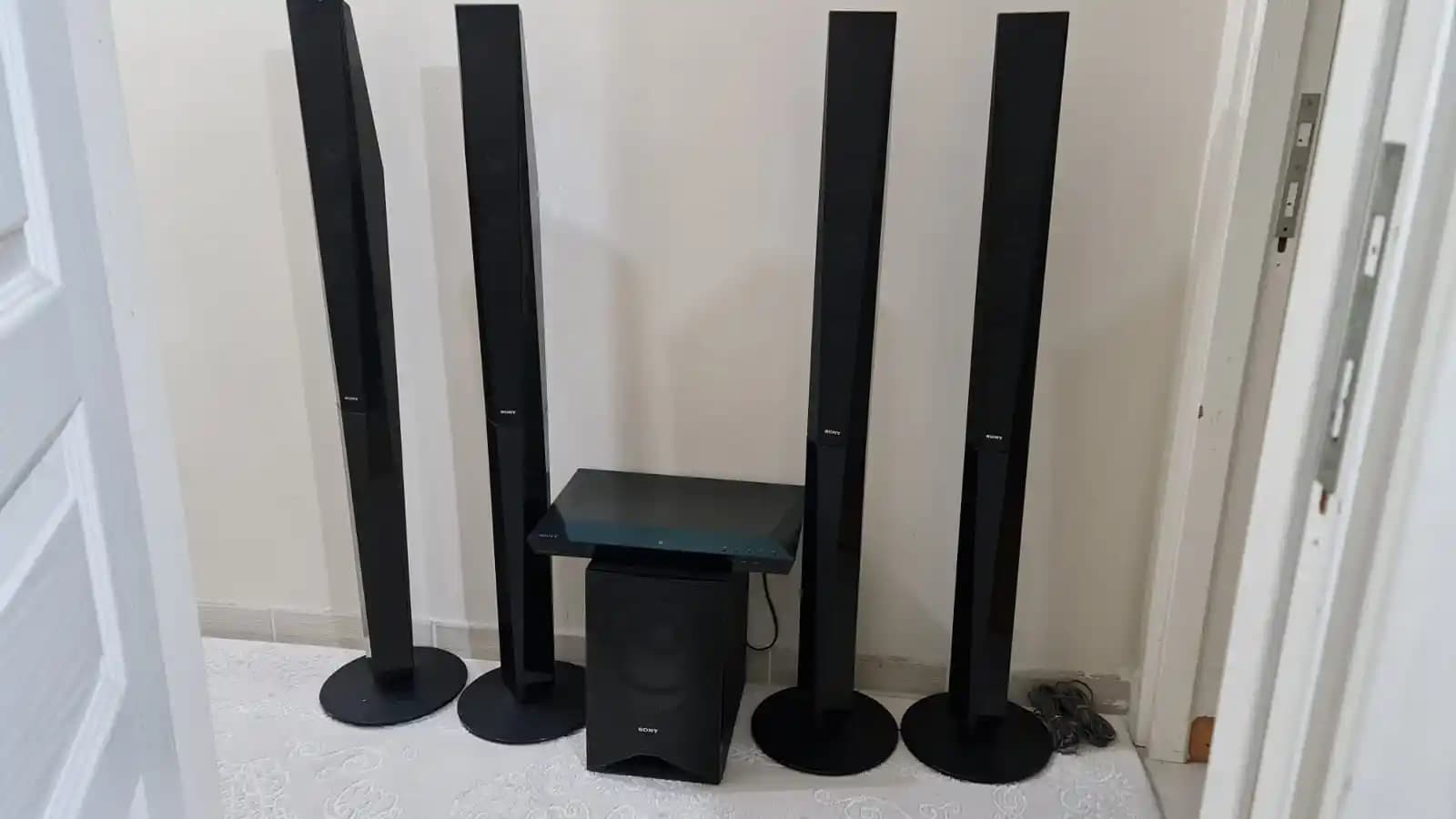 Sony 5+1 1000W Ses Sistemi: Evde Sinema ve Oyun Keyfi İçin Yüksek Performanslı Surround