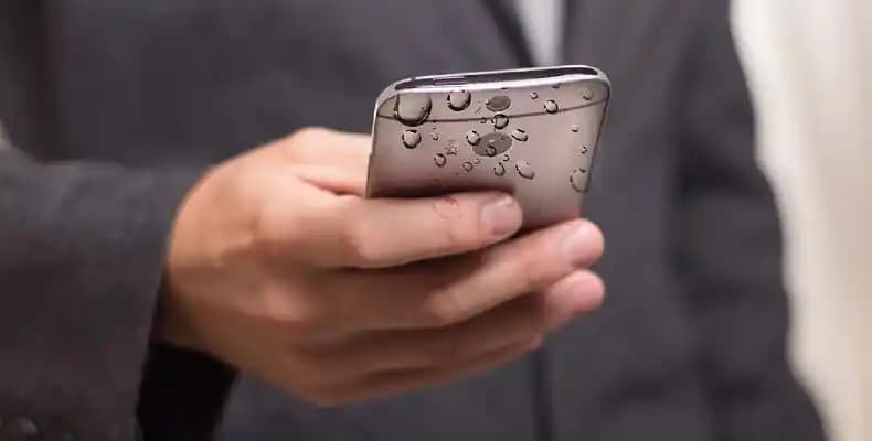 Telefona Su Kaçtı Nasıl Düzelir? Etkili Müdahale ve Önleyici Yöntemler