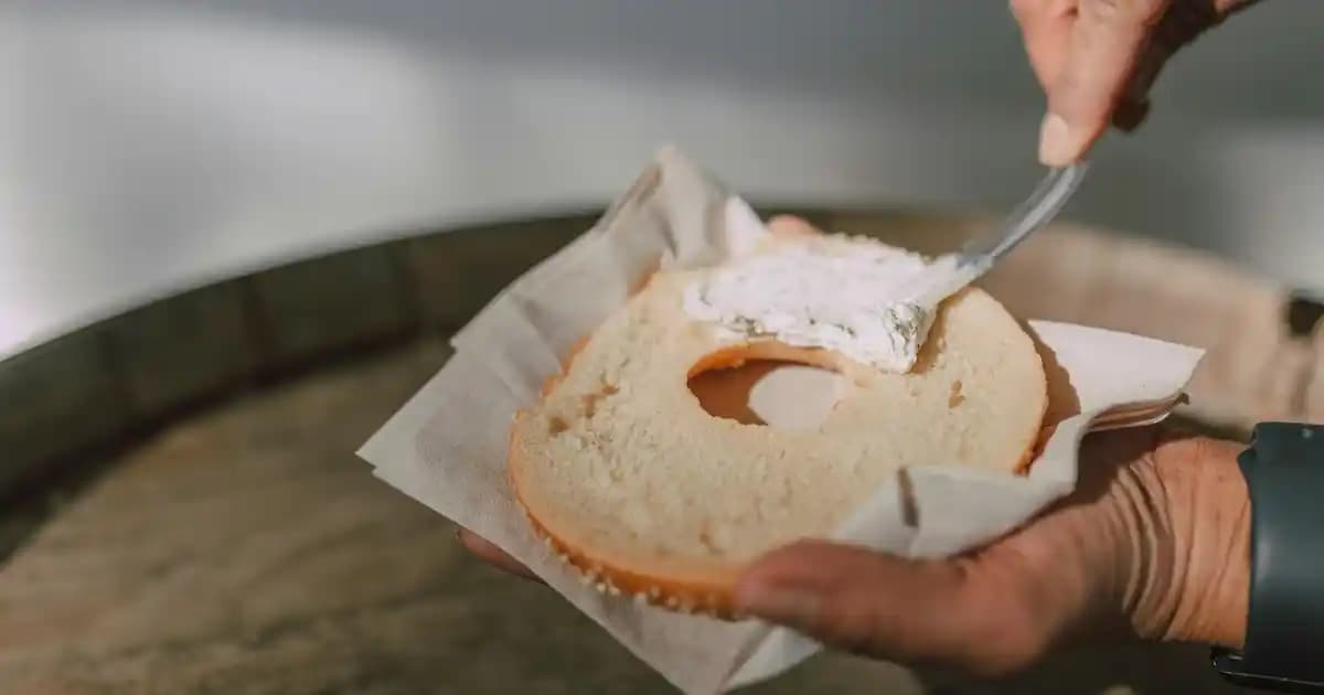 Thomson 270 Plus: Uygun Fiyatlı ve Fonksiyonel Giriş Seviyesi Akıllı Telefon