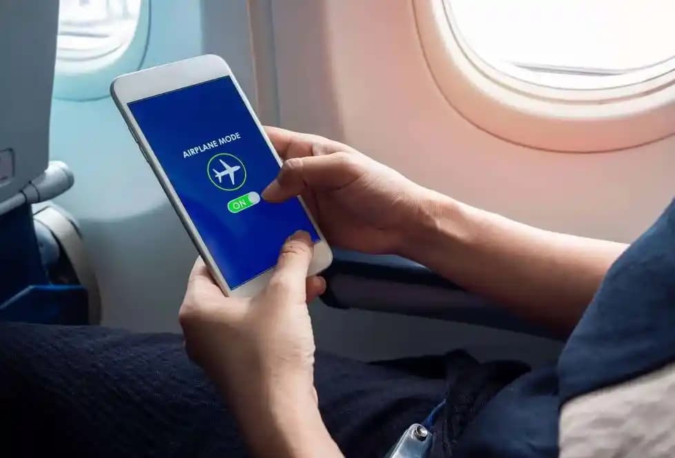 Uçak Modunda Telefonun Çalışma Prensipleri ve Aramaların Yönetimi